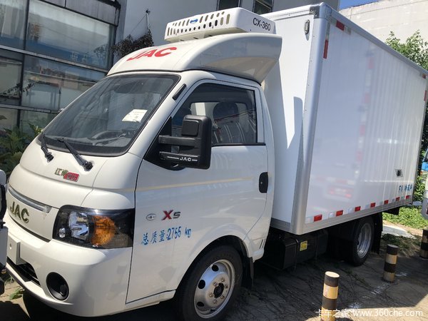 恺达X5汽油冷藏，现车在店，价格优惠！