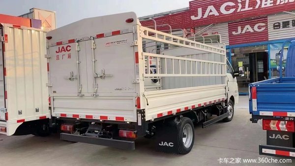 恺达X6柴油单排高栏车，现车在店，价格美丽！