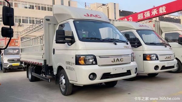 恺达X6柴油单排高栏车，现车在店，价格美丽！