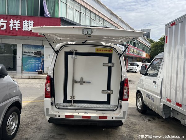 雪宝电动冷藏车深圳市火热促销中 让利高达5万
