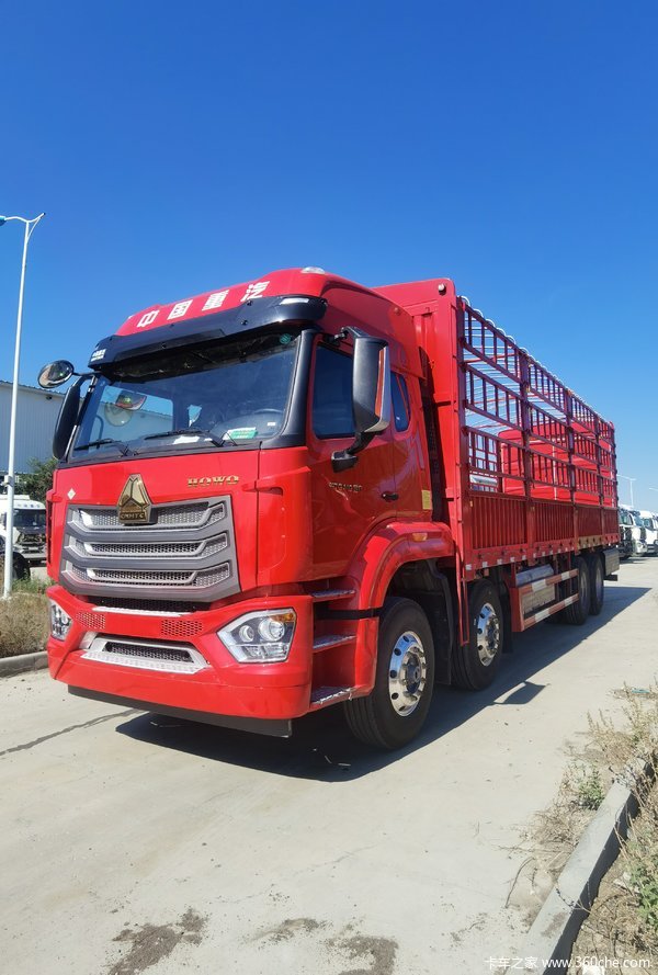 豪沃410马力CNG载货车9.6M六一钜惠！！