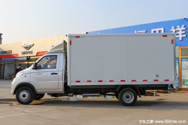 装日用品，送快递，就是要选择这样一款箱车#福田祥菱V