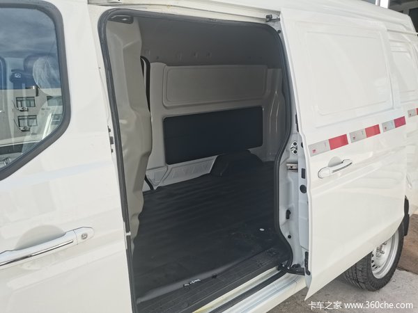 金海狮M中VAN(大面包)青岛市火热促销中 让利高达0.2万