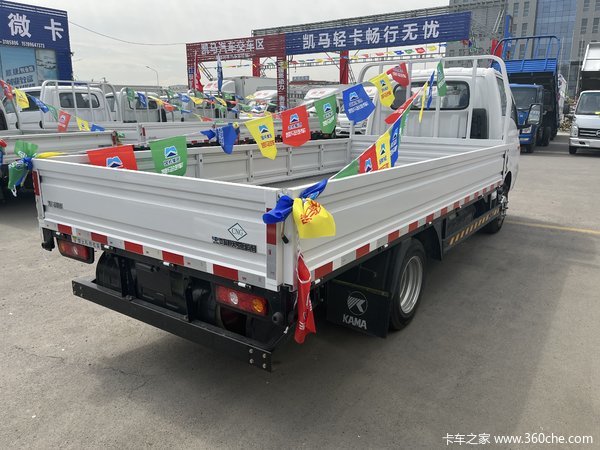 凯马 锐航X1 2.2L 95马力 CNG 3.95米单排栏板轻