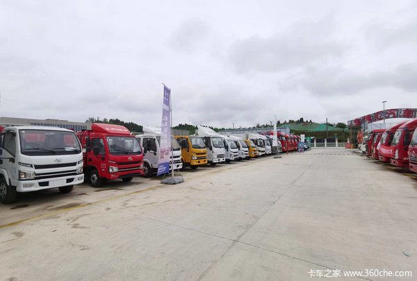 上汽轻卡 天选神车，欢迎卡友到店看车，有需求的欢迎到店详询