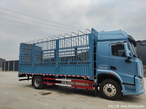 乘龙出品,必为精品——H5V新款载货,自重轻,科技感强,造型靓丽