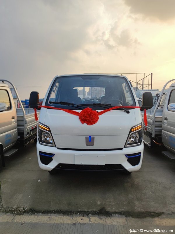 ֱ��&nbsp;1��&nbsp;�ɶ�Ե������V5E�糵�󽵼�