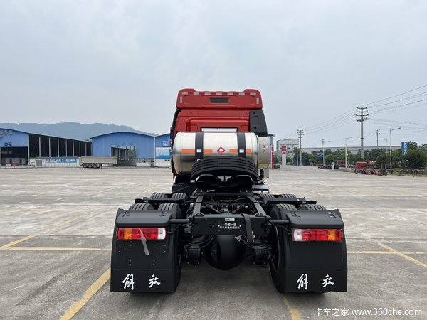 优惠2万 重庆市解放J6P牵引车火热促销中