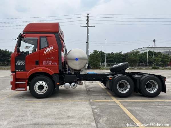 优惠2万 重庆市解放J6P牵引车火热促销中