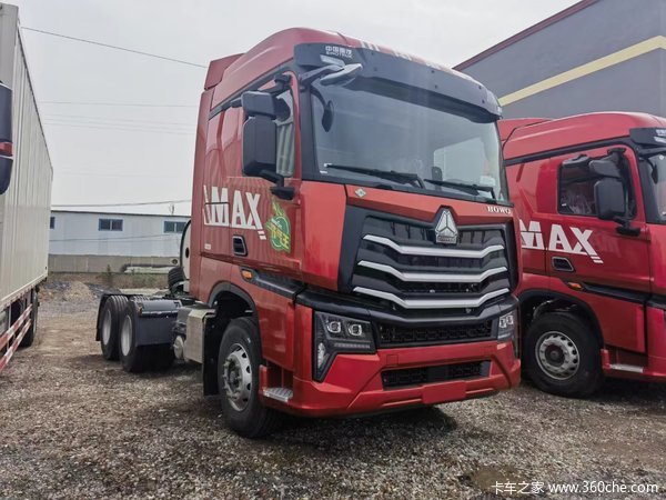 HOWO Max牵引车限时促销中 优惠3万