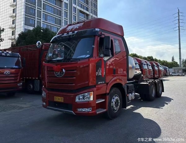 解放510马力天然气LNG车辆交付啦!!
