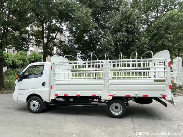 高油价下最应该买的车,这款飞碟缔途EF3值得推荐!
