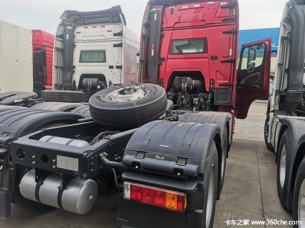 购德龙X5000S牵引车 享高达0.6万优惠
