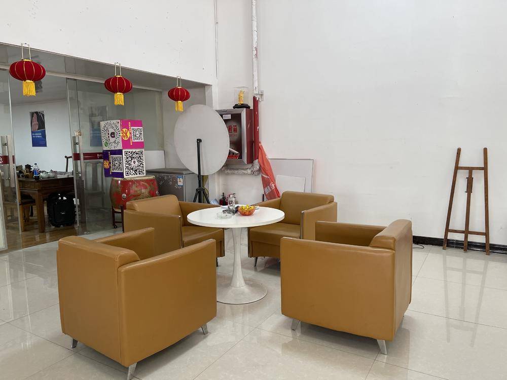 �����г�������ó�����޹�˾��������Դ�𱭣�