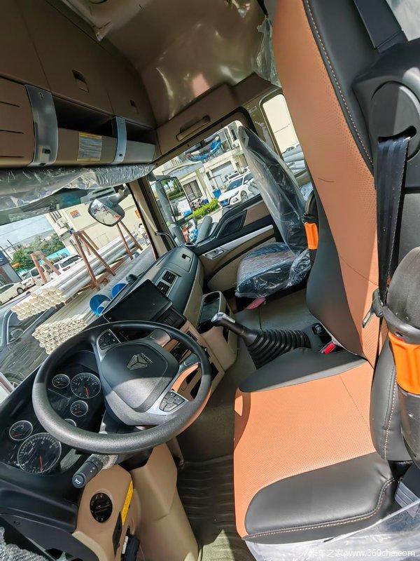 �Ż�3.19�� �Ϻ�HOWO TX7�ػ���ϵ�г�ֵ����