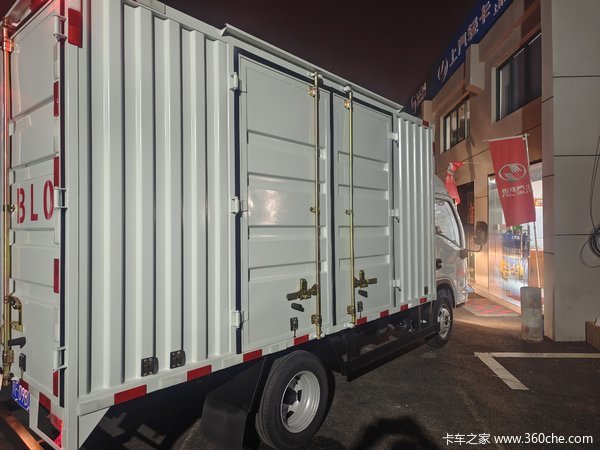 顺丰同款3米6箱车,5.88万标准高配车型