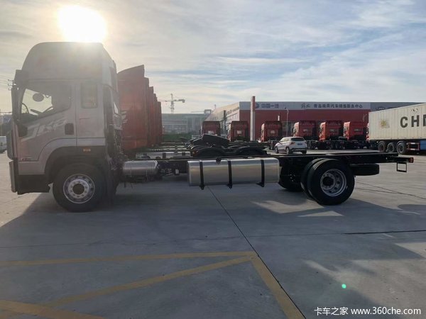 江苏佳运 JK6 260马力 6.8米车型 现车价格低 巨划算！