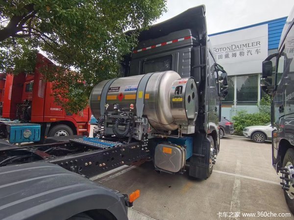 欧曼新EST570LNG燃气车新车到店，欢迎选购