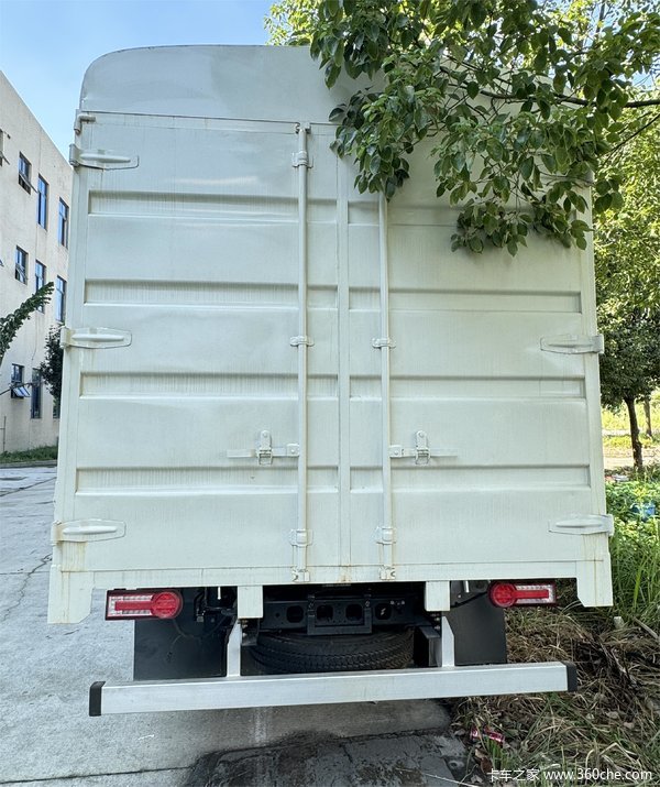 抢购在行动!成都市飞碟HW5混动货车降价大放送,立降0.15万