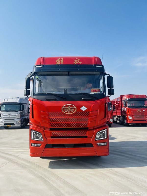 昌吉联强解放JH6 530CNG牵引车 国六现车 本月优惠多多