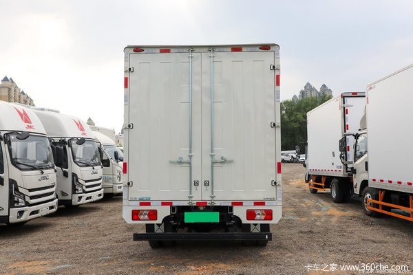 江铃新能源E路达 付188享8888元现金优惠