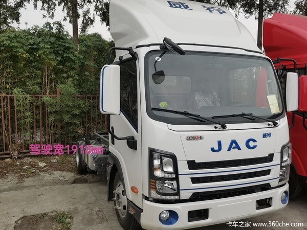 江淮威铃M6纯电100.46度轻卡已到店，车型齐全