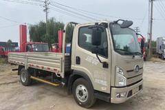 解放轻卡年终送福利啦!欢迎车友进店选购！