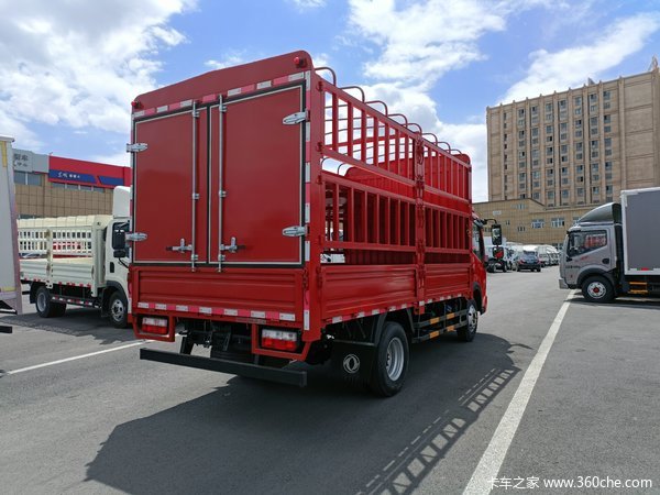 优惠2.61万乌鲁木齐市多利卡新款载货火热促销中