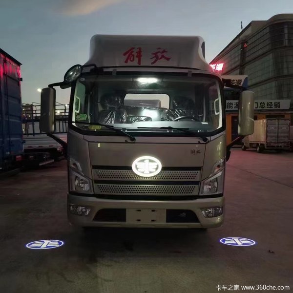 领途康明斯动力宽轮距车型到货,欢迎选购