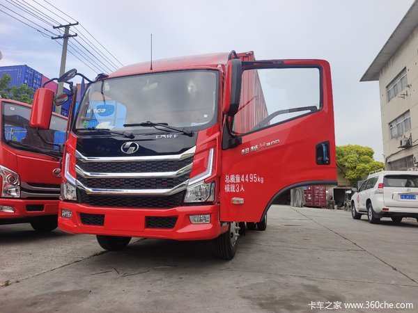 上汽轻卡自动挡特价厢车一台标准配置10.3万起售,仅此一台