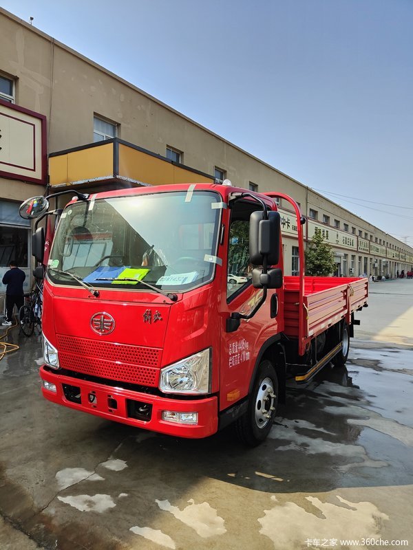 J6C版马槽车到店 石家庄市J6F载货车仅需9.2万元