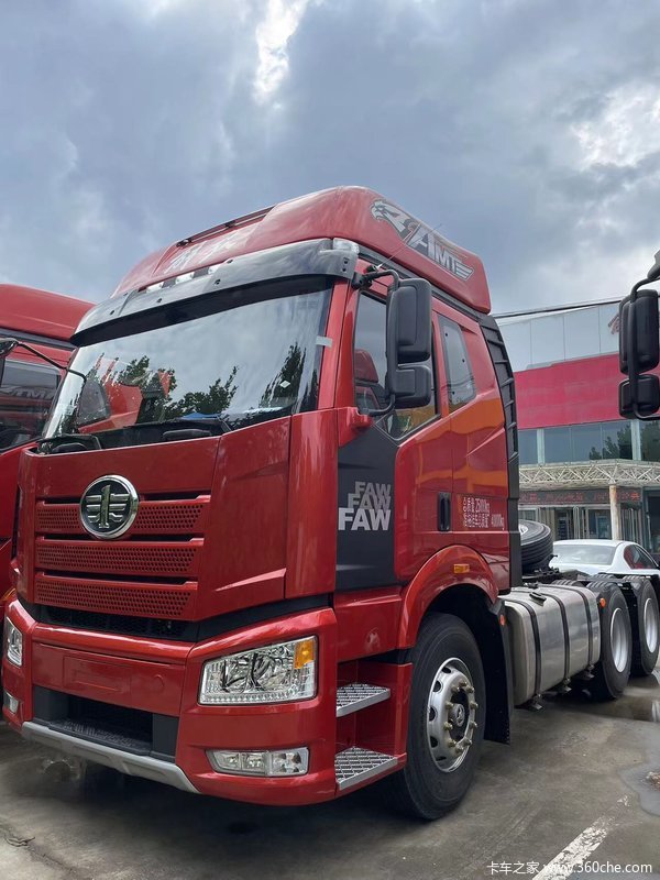 解放J6P经典版1.5代AMT460马力牵引车，仅此一台低价处理