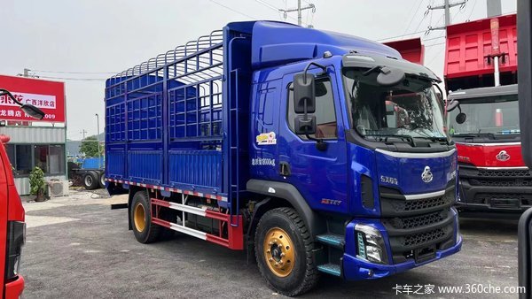 恭喜韦老板 金时吉日喜提新乘龙M3载货车