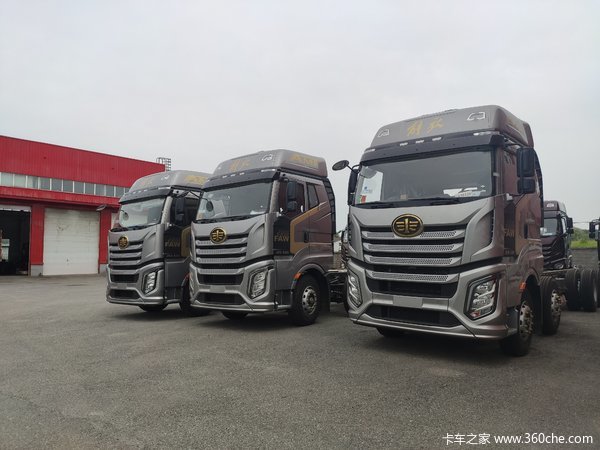 解放J6V 8*4 520 马力 AMT气囊桥冷藏车 少量库存清