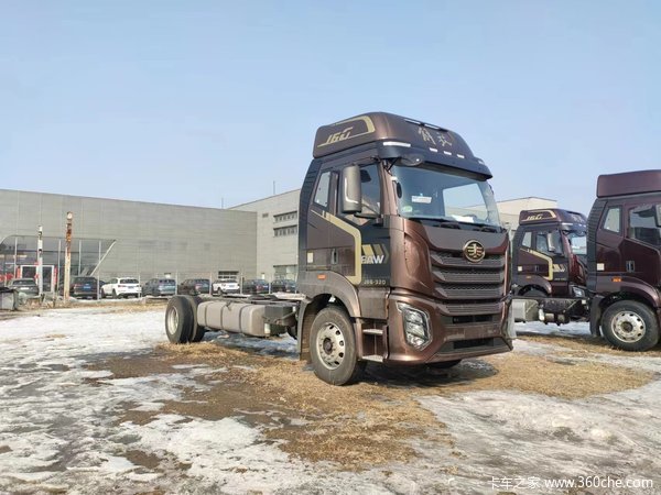 解放J6G 4*2 320马力 气囊桥冷藏车 新车到店