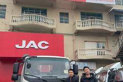 1台骏铃V3载货车成功交付客户 恭喜恭喜章先生生意跑火，一路平安