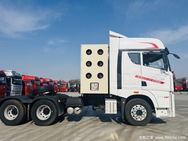 昌吉联强解放JH6530CNG牵引车 国六现车 本月优惠促销
