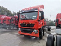 中国重汽 HOWO TX重卡 280马力 4X2 9.6米厢式载货车(ZZ5187XXYN711GE1)