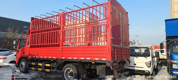 优惠0.4万乌鲁木齐市多利卡宽体5.2米重载载货火热促销中