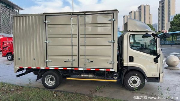 解放领途康明斯高端配置优质服务大马力动力强劲油耗低，助力创富创收