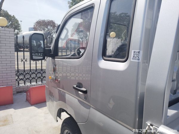 新款车型M2系列已到店，车型种类较多，优惠力度比较大欢迎前来试驾