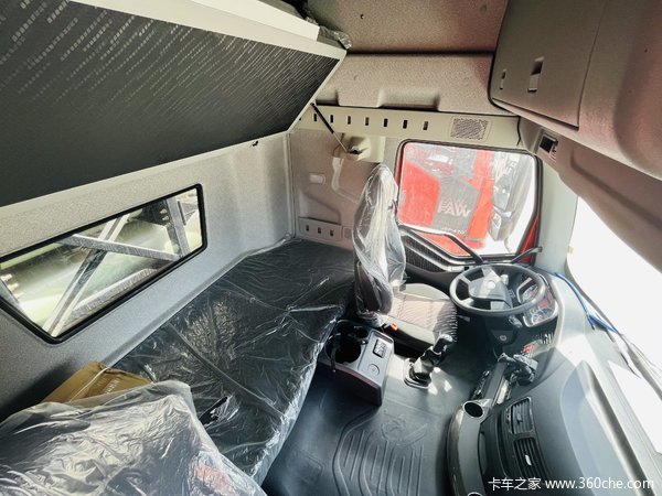 昌吉聯强解放J6P470CNG牽引車 囯六現車 本月優惠多多