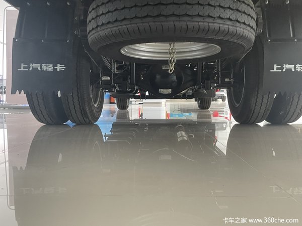 上汽福星S100汽油双排栏板小卡限时促销中 优惠0.3万