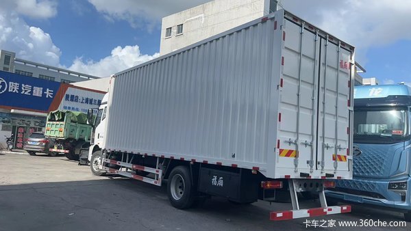 恭喜上海富权快递有限公司 喜提解放J6L载货车