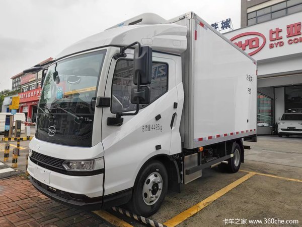 比亚迪T5 冷藏车 助卡友致富“鲜”行