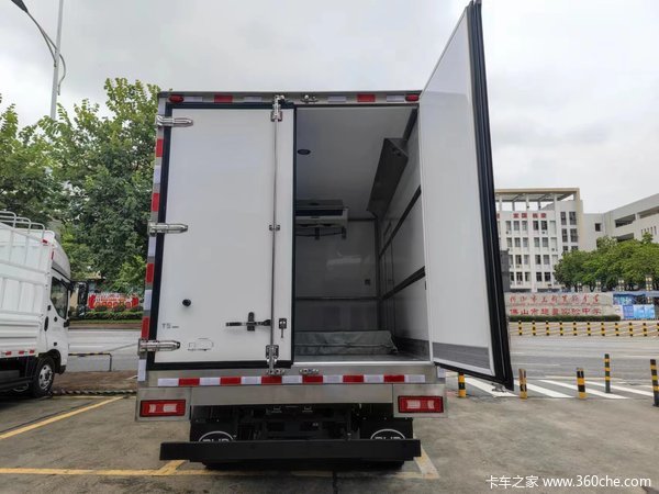比亚迪T5 冷藏车 助卡友致富“鲜”行