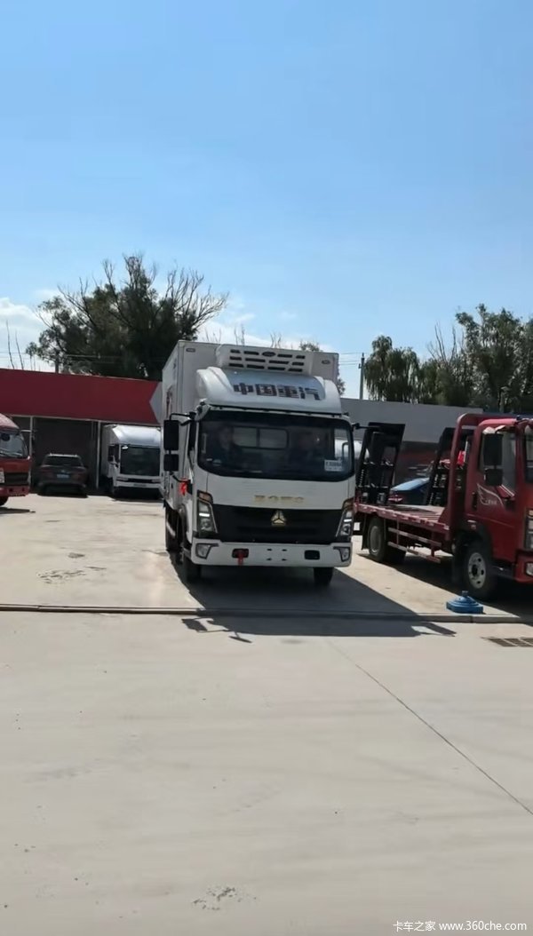 1台160马力悍将冷藏车成功交付客户