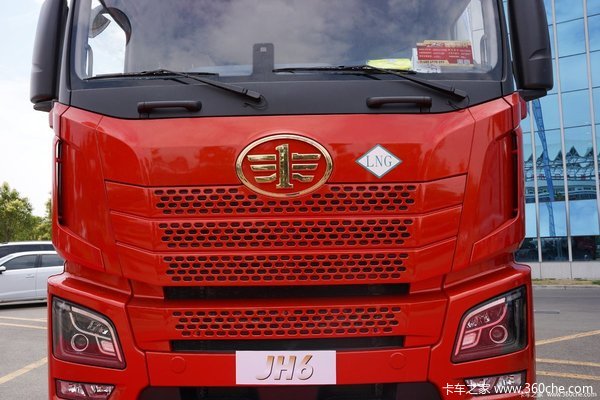 本店新到解放JH6 600马力锡柴发动机天然气牵引车