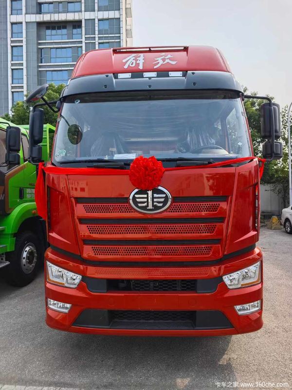 感谢杜总在无锡众邦增购1台国六J6L-260载货车!