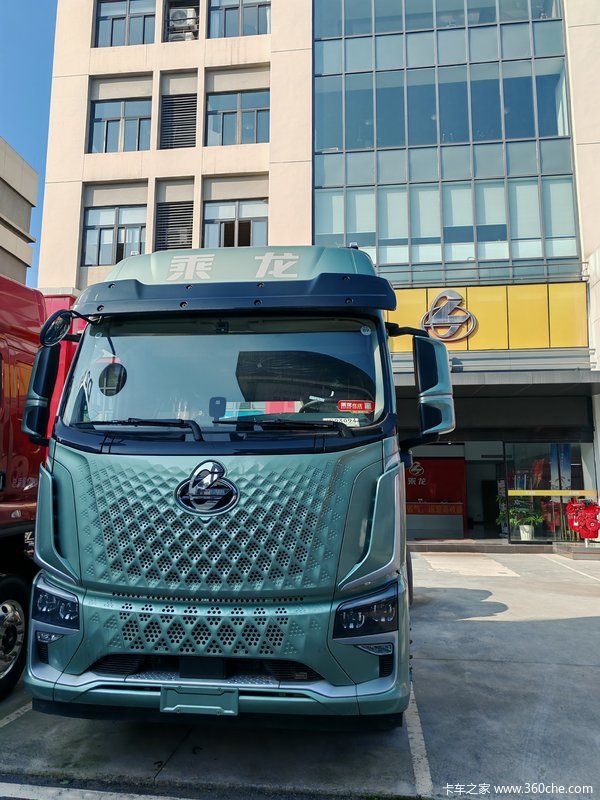 ȼ��ǣ�������߶�˫�Լ�ʻ�ң��Ż�ֱ��3��Ԫ